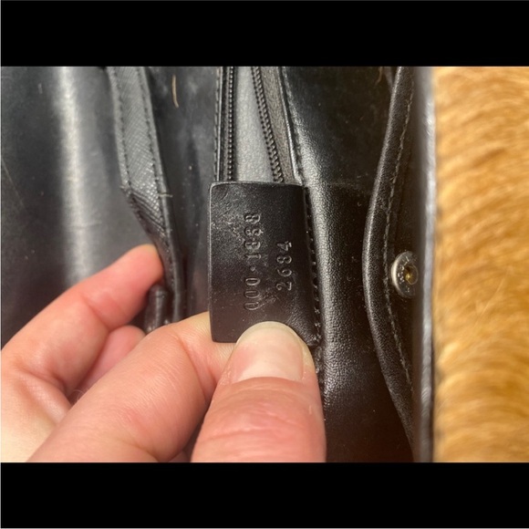 Gucci Brown Fur Crossbody Bag with Gold Logo - Picture 6 of 8